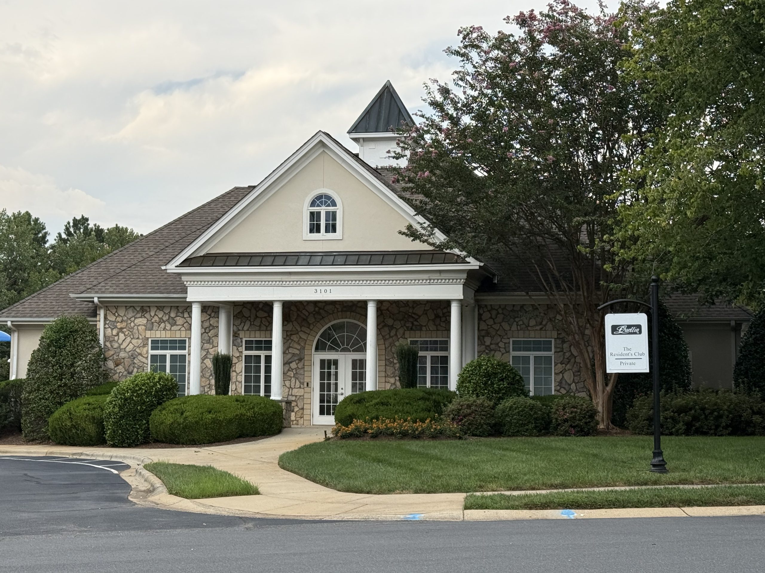 Quellin neighborhood residents center in Waxhaw, NC