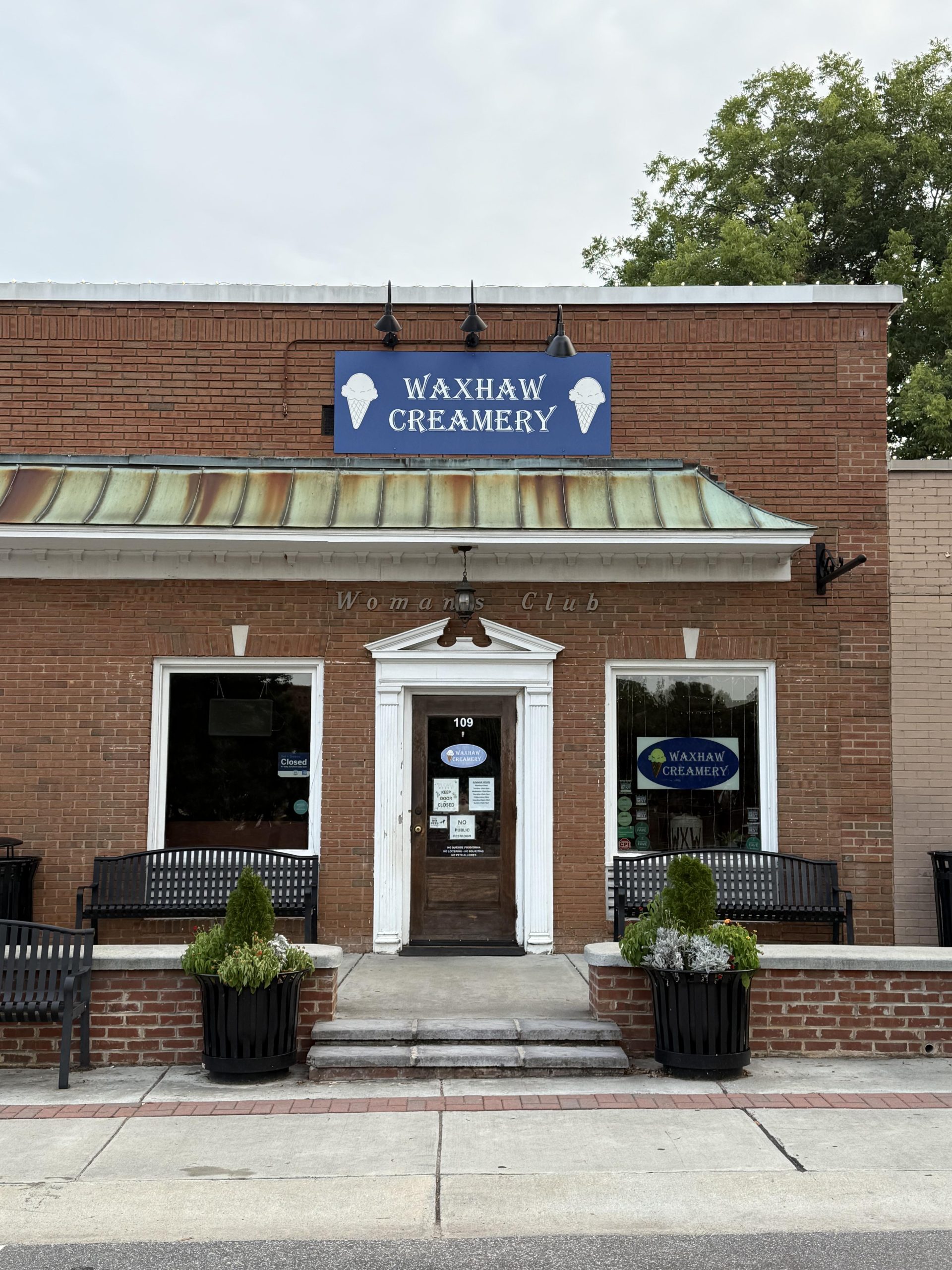 Popular Waxhaw Creamery in downtown