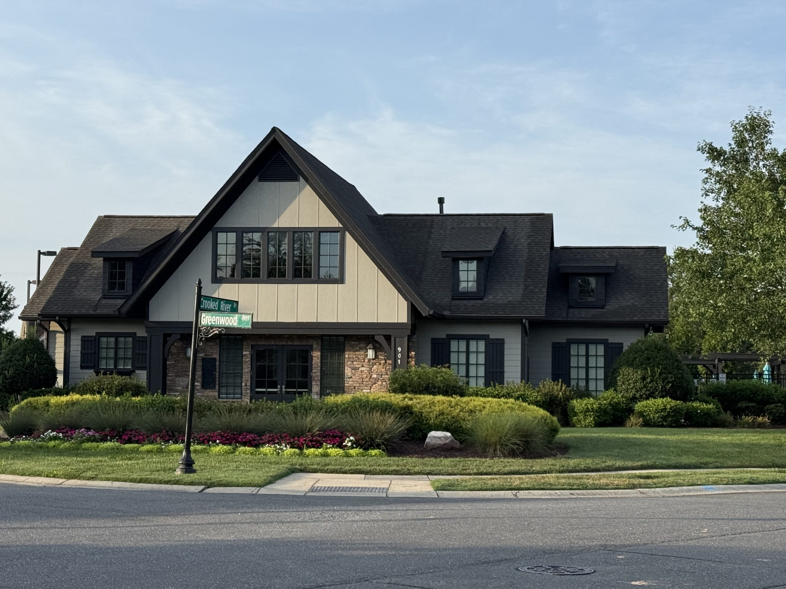 Weddington Trace clubhouse in Waxhaw, NC