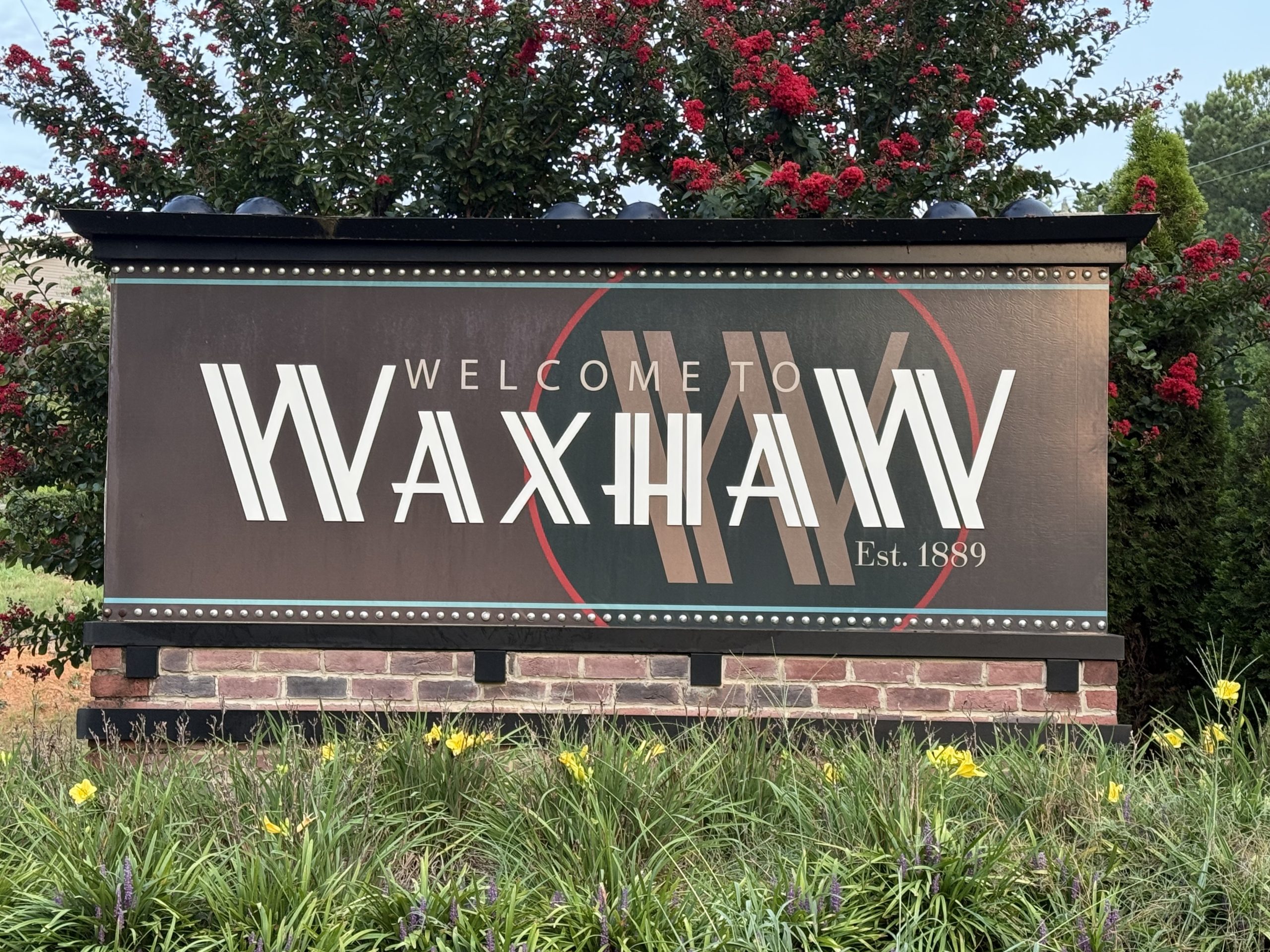 Welcoome to Waxhaw sign near downtown